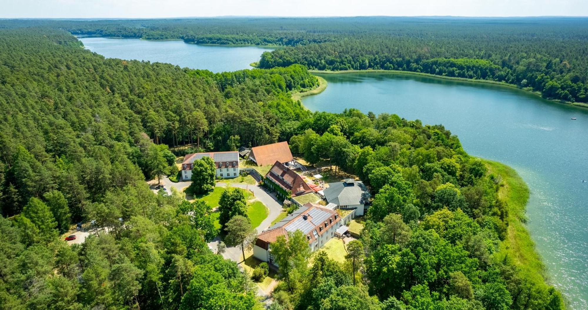 Hotel Döllnsee-Schorfheide Templin Exterior foto
